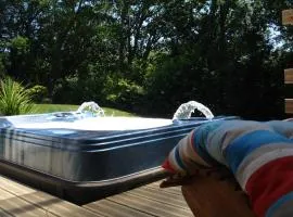 MAROSENIA TTIKI - Cabanes et Spa