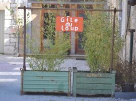 Le gîte du Loup, hotel in Couvin