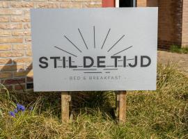 B&B Stil de Tijd, bed & breakfast a Buren