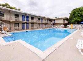 Motel 6-Norfolk, VA, hotel v destinaci Norfolk