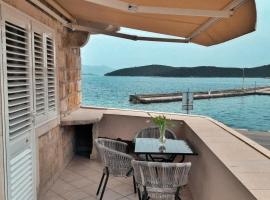 Apartments Luka, Punta Jurana, hotell i Korčula