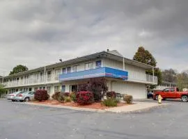 Motel 6-Des Moines, IA - North
