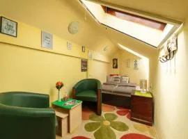 Sweet Home Center Apartment