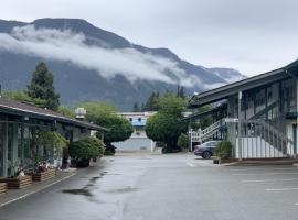 Slumber Lodge, motel in Hope