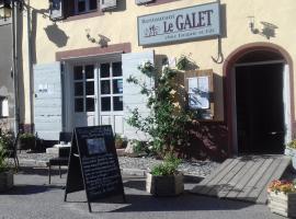 Le Galet "Chez Jacquie et Fifi", bed and breakfast a Mont-Dauphin