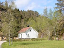 Det Hvite Hus, orlofshús/-íbúð í Feda