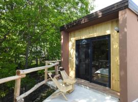 Počitni&scaron;ki hi&scaron;ici - Small holiday houses，阿伊多夫什契納的Villa