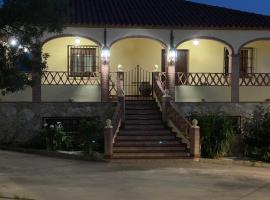 Casa Rural Montes de Trigo, hotel en Jerez de los Caballeros