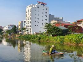 SUN HOTEL & APARTMENT, хотел в Bắc Ninh