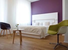 ART Hotel Ufer, hotel en Düsseldorf