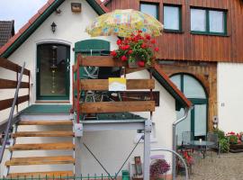 Beautiful holiday home with sauna, hotel in Schieder-Schwalenberg