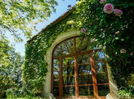 Le Refuge aux étoiles, alojamento para férias em Saint-Antonin