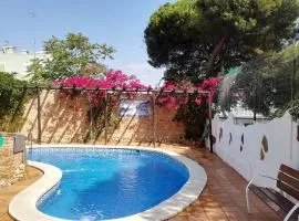 2 bedrooms villa with private pool enclosed garden and wifi at Punta Umbria