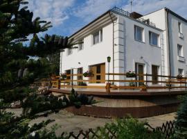 Ośrodek BEATA / FIORD, ξενοδοχείο σε Smoldzinski Las