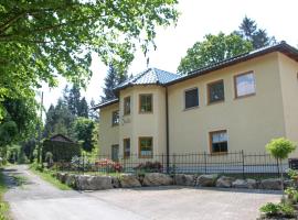 Ferienwohnung Julia, ξενοδοχείο σε Kurort Gohrisch