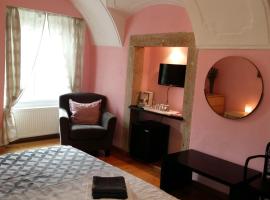 Apartmány David, guest house di Trest