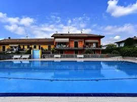 Charming apartment in Pacengo, garden view, 60 sqm