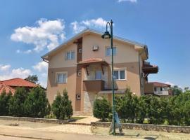 Apartmani Novak - Srebrno jezero, hotell i Veliko Gradište