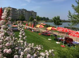 Aqua Apartman Superior, beach rental in Velence