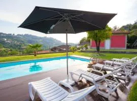 Welcoming Villa with Mountain View in Sobradelo da Goma
