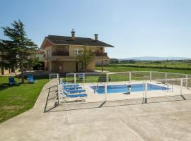 Oasis de Bardenas, hotel con piscina en Valtierra