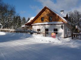 Pension Klokočí, hotel med parkering i Sněžné