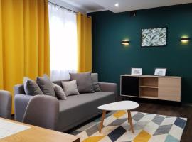 Emerald Apartament, hotel dekat Market Square, Bialystok