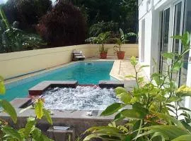 Appartement spacieux à Bois des Nèfles, 70 m², piscine partagée