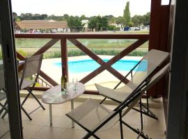 Appartement d'une chambre a Guerande a 600 m de la plage avec vue sur la mer piscine partagee et jardin clos, hotel with pools in Guérande