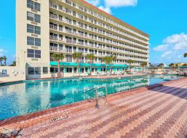 Harbour Beach Resort: Daytona Beach şehrinde bir kiralık sahil evi