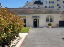 La maison chez Elena&Arnaud, hotel near Zénith de Caen, Caen