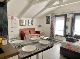 Trendy studios Tassin, apartment in Tassin-la-Demi-Lune