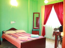 Wijaya Tourist INN, hotel in Warakapola