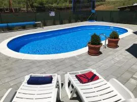 Charming Apartment in Rakovica with Shared Pool