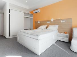 Orange Hotel, hotel in Odesa