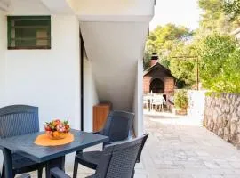 Charming Studio in Zavala - 25 m² - Parking Included