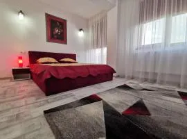 Violet Apartment-Brilliant Apartments