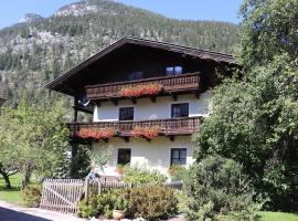 Ferienwohnungen Knippschild, cheap hotel in Lofer