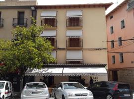 Hostal Lopez, cheap hotel in Graus