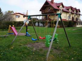 Gospodarstwo agroturystyczne ,, Pod Dębem''、スモウジンスキ・ラスのファームステイ