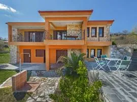Danai House
