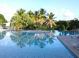 Appartement moderne à Saint-François 90 m² avec piscine partagée