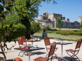 Logis L'Auberge de Larressingle, hotel i Larressingle