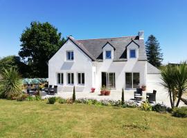 Jolie maison près de la mer au calme Seaside Country Cottage, casa de férias em La Forêt-Fouesnant