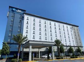 Best Western New Orleans East、ニューオーリンズにあるNew Orleans Lakefront - NEWの周辺ホテル