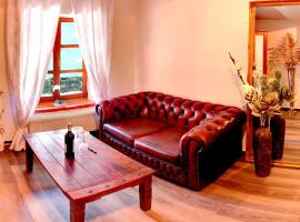 Štiřínská stodola u Prahy, hotel v Kamenicích