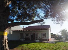 Casa das Pipas Palmela #6, lodge in Pinhal Novo