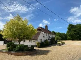 George & Dragon Country Pub & Hotel Wolverton Townsend