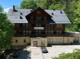 Słoneczna, hotel v destinaci Miedzygorze