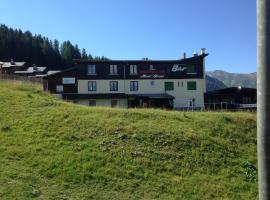 Petit Mont Blanc Guest House, viešbutis mieste Peisey-Nancroix